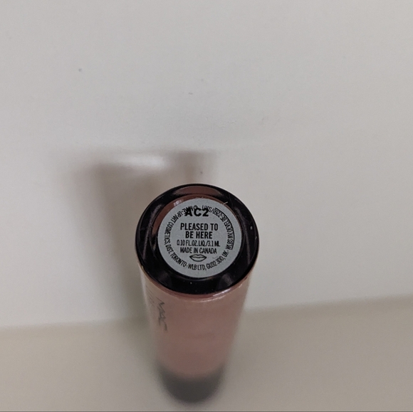MAC Lipglass - Pleased To Be Here - Picture 2 of 2